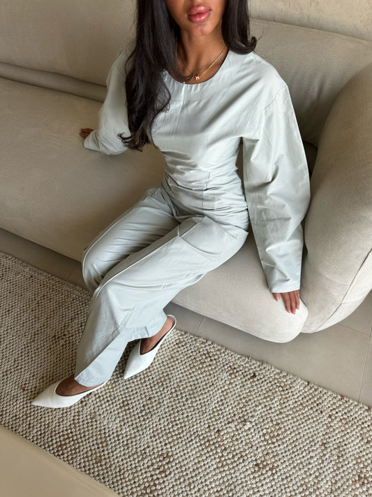 Elio set in mint