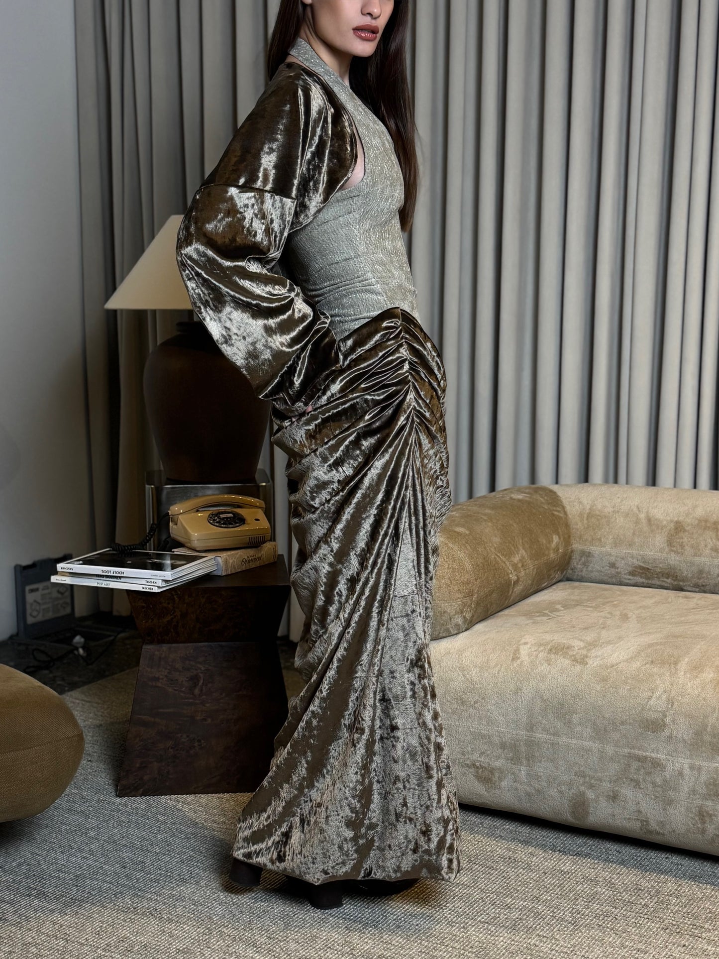 Serena in warm beige