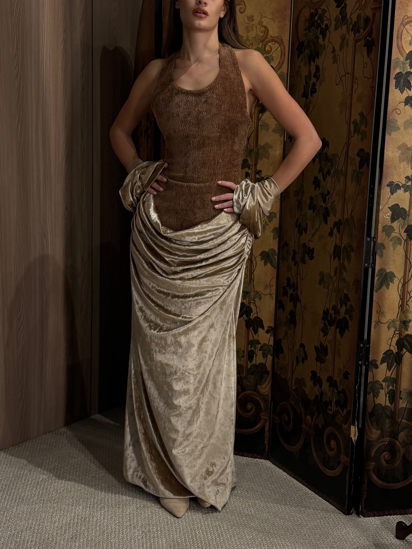 Serena in warm bronze