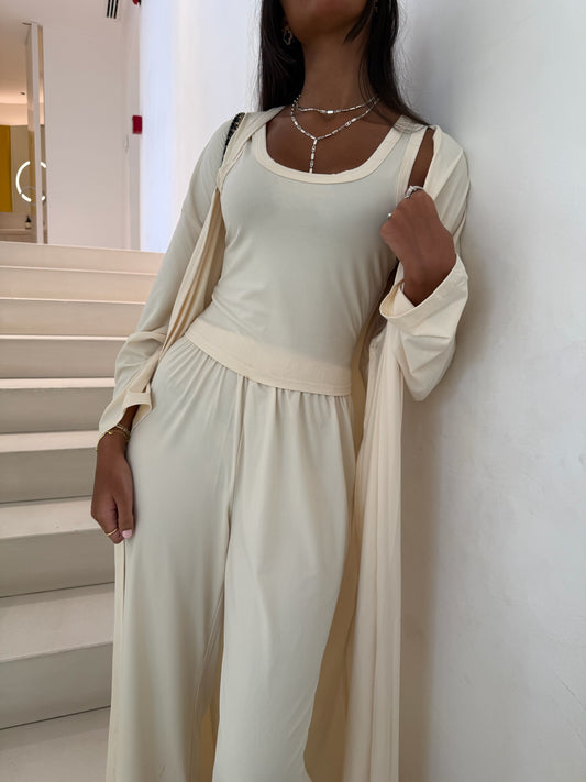 Comfy set in butter yellow (next day delivery)
