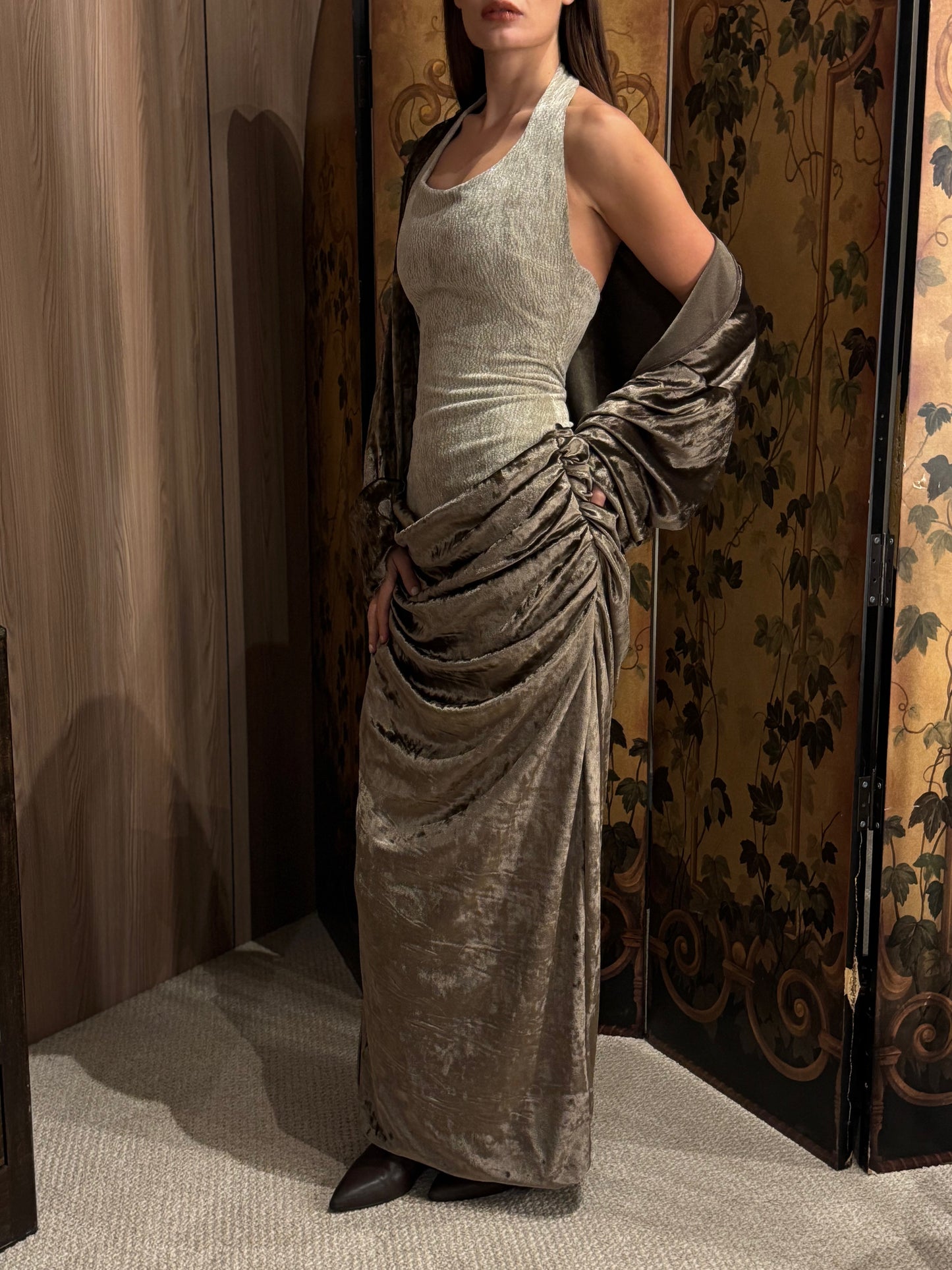 Serena in warm beige